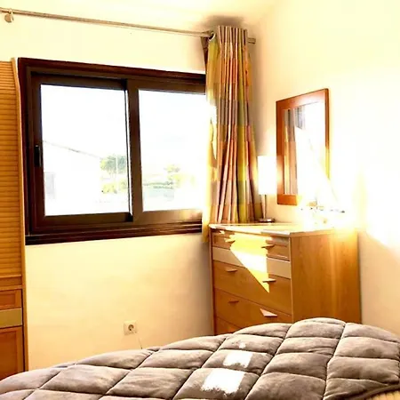 Oura Beach Mid Strip Апартаменты Албуфейра