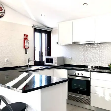 Oura Beach Mid Strip Албуфейра